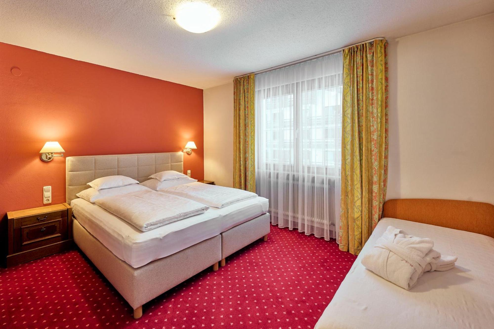 Appartementhaus Holiday レッヒ エクステリア 写真
