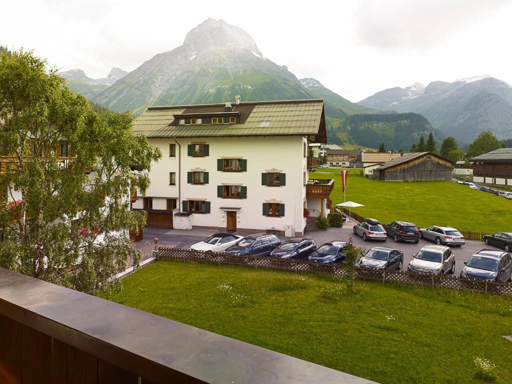 Appartementhaus Holiday レッヒ エクステリア 写真