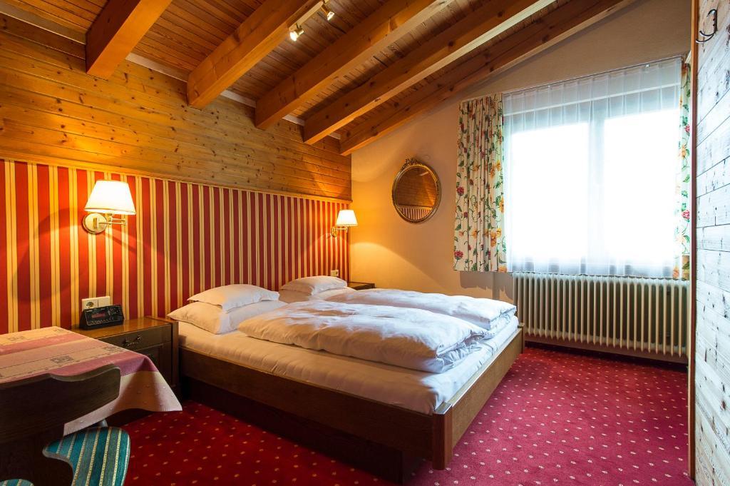 Appartementhaus Holiday レッヒ エクステリア 写真