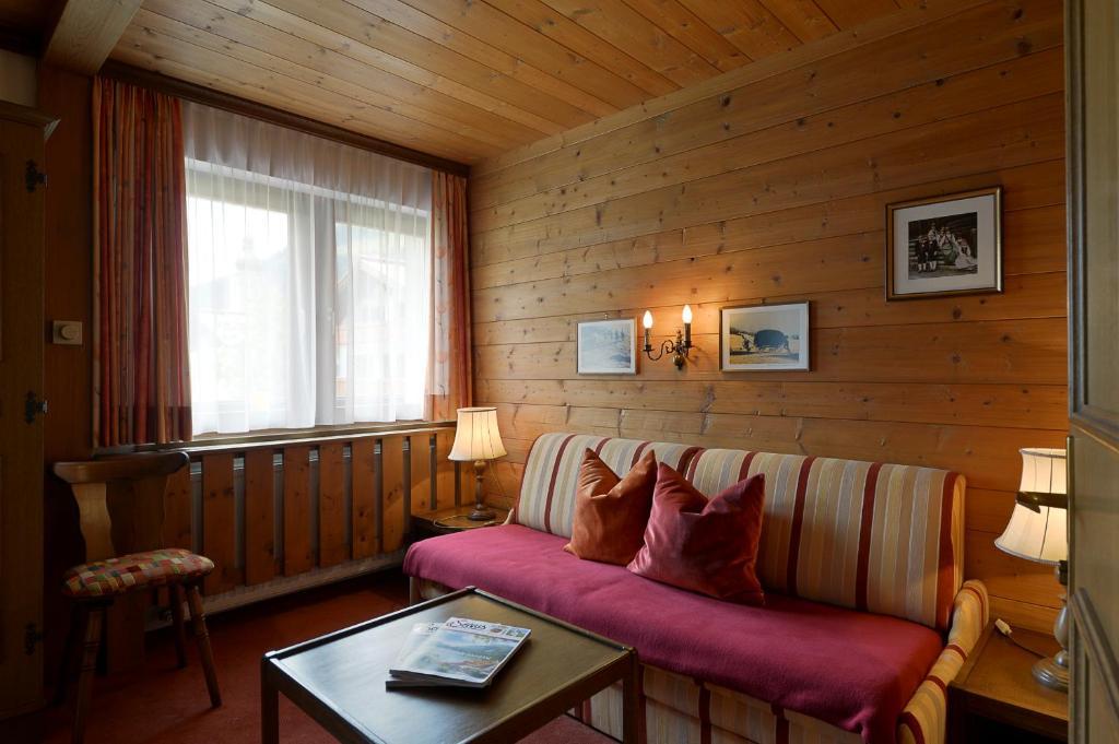 Appartementhaus Holiday レッヒ エクステリア 写真