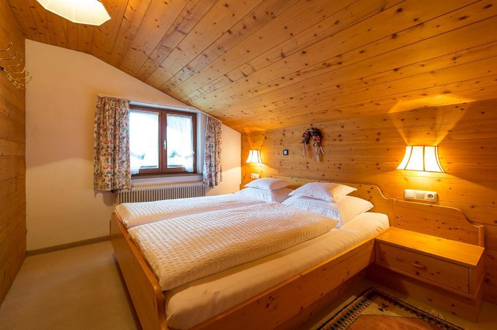 Appartementhaus Holiday レッヒ エクステリア 写真