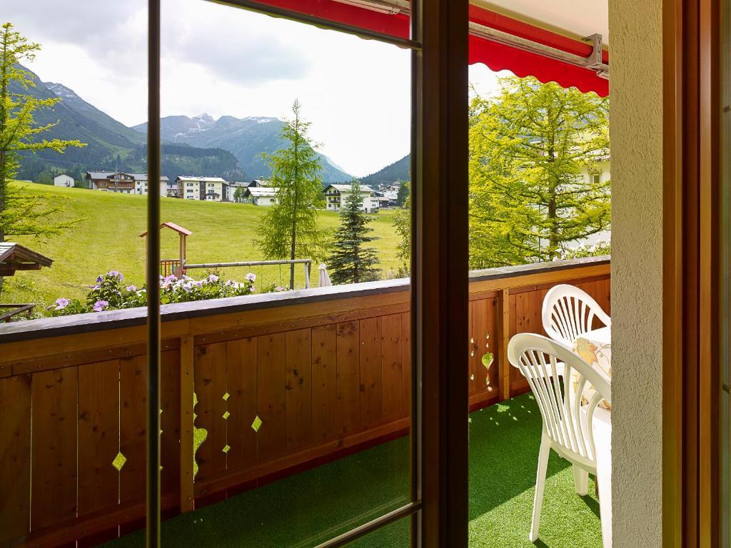 Appartementhaus Holiday レッヒ エクステリア 写真